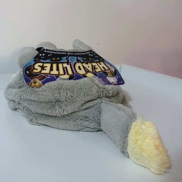 NWT- Wolf Hat Night Eyes LED Novelty Headlamp Kids Children’s Fun - Picture 6 of 15